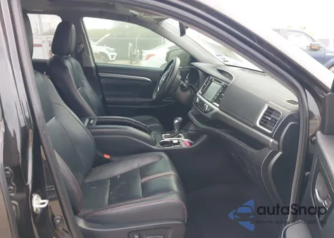 2019 Toyota Highlander Se from USA, damaged, VIN 5TDKZRFH5KS350465